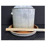 Galvanized Metal Feed Hopper With Dome Top