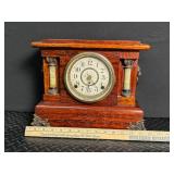 Seth Thomas Mantel Clock With Quartz Movement
