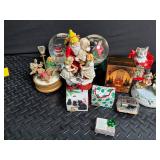 Christmas Figurines & Music Boxes Mixed Lot