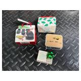 Christmas Figurines & Music Boxes Mixed Lot