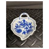 Mixed Lot of 3 Decorative Glass & Porcelain Dishes