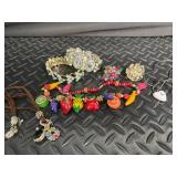 Mixed Costume Jewelry Necklace, Bracelet & Brooch Lot