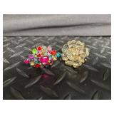 Mixed Costume Jewelry Necklace, Bracelet & Brooch Lot
