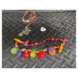 Mixed Costume Jewelry Necklace, Bracelet & Brooch Lot