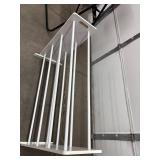 White Wooden Drying Rack With 6 Rails