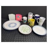 Mixed Mug and Tray Set