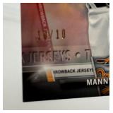 Manny Machado Numbered 10/10 BOOKEND! 2018 Topps Throwback Jerseys #S-15 Baseball Card