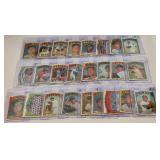 1972 Topps Baseball Set Break Lot #6 - 25 Unique Cards Numberd Between #370-407 - Vintage Cards