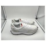 WMNS NIKE WAFFLE DEBUT
