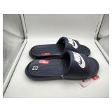 NIKE VICTORI ONE SLIDE