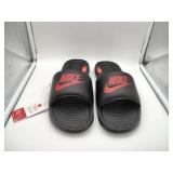 NIKE VICTORI ONE SLIDE