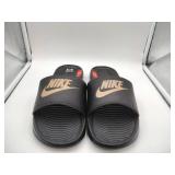 NIKE VICTORI ONE SLIDE