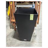 Veradek Planter Box