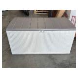 Suncast 160 Gallon Deck Box