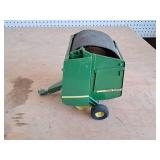 Ertl John Deere Round Baler
