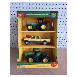 Ertl John Deere Vehicle Gift Set NIB
