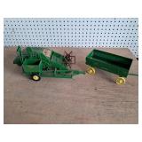 Ertl John Deere 12A Combine & Ertl John Deere Wagon