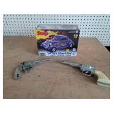 Snap Tite 34 ford street rod model NIB & 2 Cap Guns