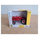 Ertl Farmall A Tractor 1/16 Scale