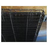 Metal pet kennel