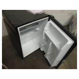 New Kenmore scratch n dent mini fri...