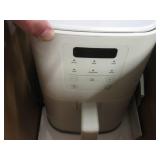 Bella 4 qt air fryer...