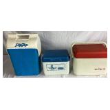 Vintage Summer Fun 10 Piece Cooler/Water Jug Bundle