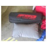 (EW5) Coleman Rolling Cooler and Mi...