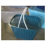 (BR1) 4 Totes 1 with Lid and Other ...