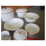 (EC1) Collection of Vintage White E...