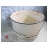 (CS) Assorted Vintage Glass and Lar...