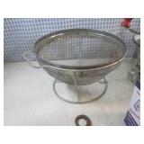 (BS) Vintage Assortment of Metal Co...