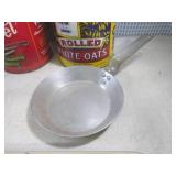 (BS) Vintage Assortment of Metal Co...