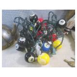 (EW2) Assorted Vintage...