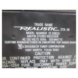 (D-2) Realistic STA-95 AM/FM Stereo...