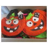 (EW4) Box Full of New Halloween Bag...