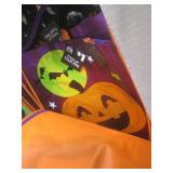 (EW4) Box Full of New Halloween Bag...
