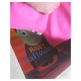 (EW4) Box Full of New Halloween Bag...