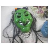 (EW5) 5 Assorted Halloween Masks...