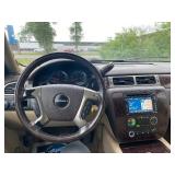2010 GMC YUKON XL DENALI *All Wheel Drive | No Accidents Reported* (NO RESERVE)