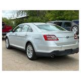 2013 FORD TAURUS LIMITED *2 Owner* (NO RESERVE)