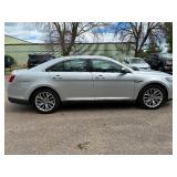 2013 FORD TAURUS LIMITED *2 Owner* (NO RESERVE)