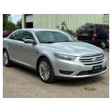 2013 FORD TAURUS LIMITED *2 Owner* (NO RESERVE)