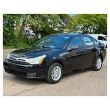 2010 FORD FOCUS SE *98k Miles* (NO RESERVE)
