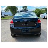 2010 FORD FOCUS SE *98k Miles* (NO RESERVE)