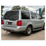 2000 LINCOLN NAVIGATOR *119k Miles | 2 Owner | No Accidents | All Wheel Drive* (NO RESERVE)