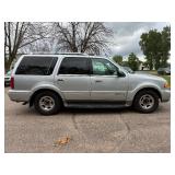 2000 LINCOLN NAVIGATOR *119k Miles | 2 Owner | No Accidents | All Wheel Drive* (NO RESERVE)