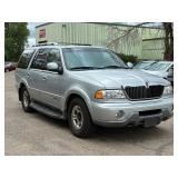 2000 LINCOLN NAVIGATOR *119k Miles | 2 Owner | No Accidents | All Wheel Drive* (NO RESERVE)