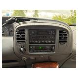 2000 LINCOLN NAVIGATOR *119k Miles | 2 Owner | No Accidents | All Wheel Drive* (NO RESERVE)