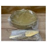 Wenqik Gold Cake Stand 12 Inch Metal Round Wedding Cake Stand with Cutting & Spatula Cupcake Dessert Cookies Display Holder Fruit Serving Tray for Wedding Birthday Anniversary Party